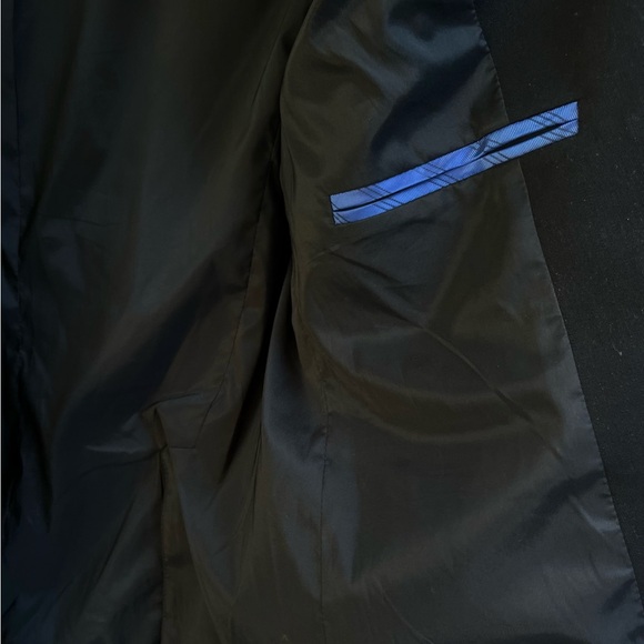 Lord and Taylor Classic Two-Button Blazer - Size M, Black - Picture 6 of 7